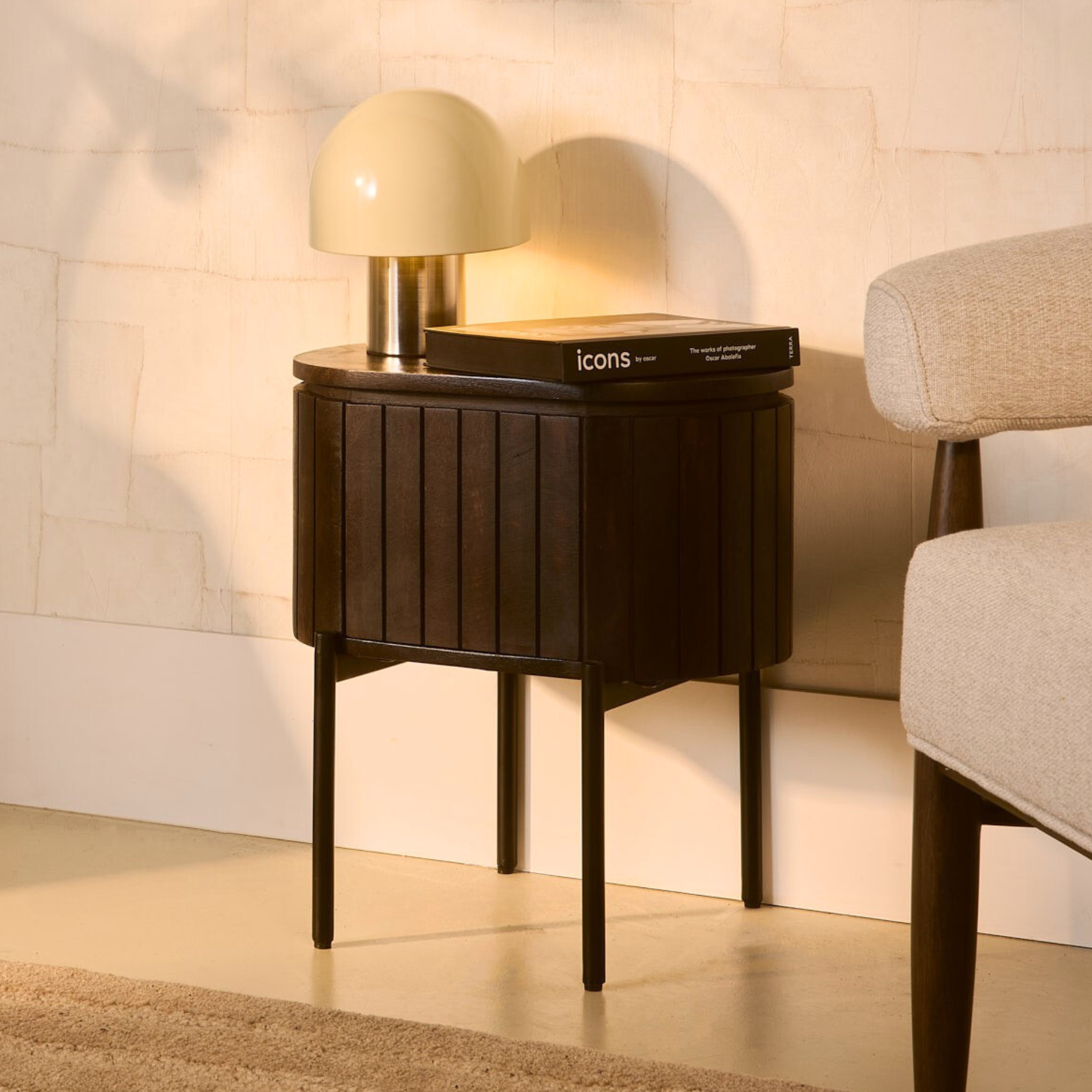 Japandi Nachtkastje - Bruin Staand