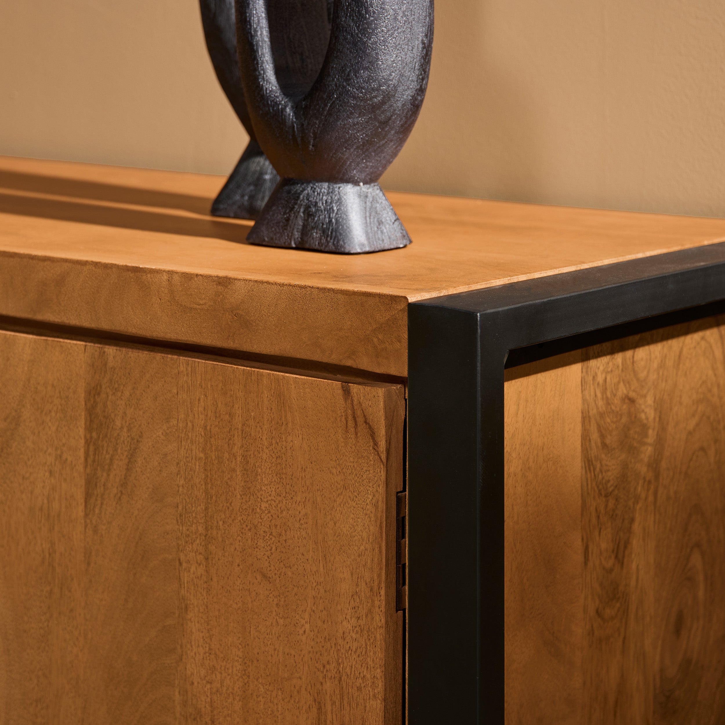 Tv meubel Boaz 200 cm | Twee deuren en twee lades